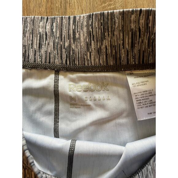 Reebok Gray and White Striped Athletic Shorts Size Medium - Picture 2 of 3